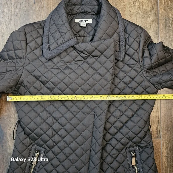 DKNY Women’s Asymmetrical Black Jacket. Size S - Picture 16 of 16